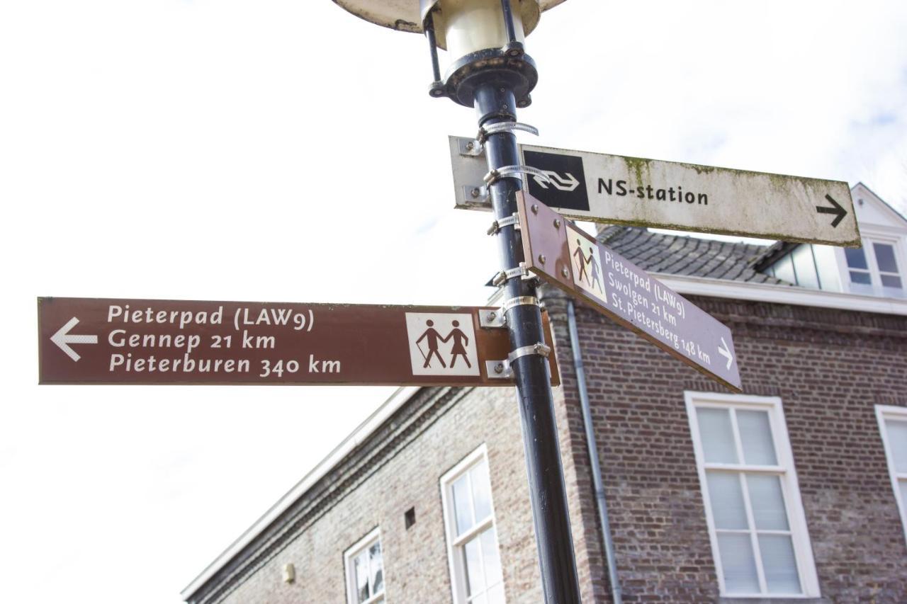 B&B Perron 22 Vierlingsbeek ภายนอก รูปภาพ