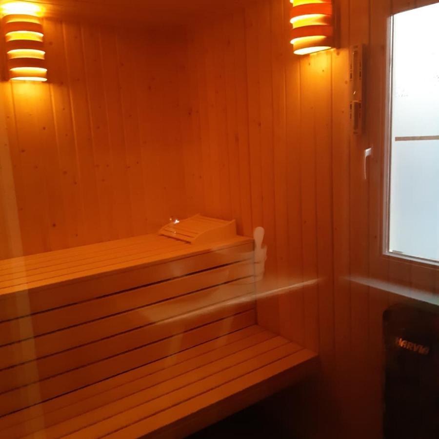 B&B Perron 22 Vierlingsbeek ภายนอก รูปภาพ