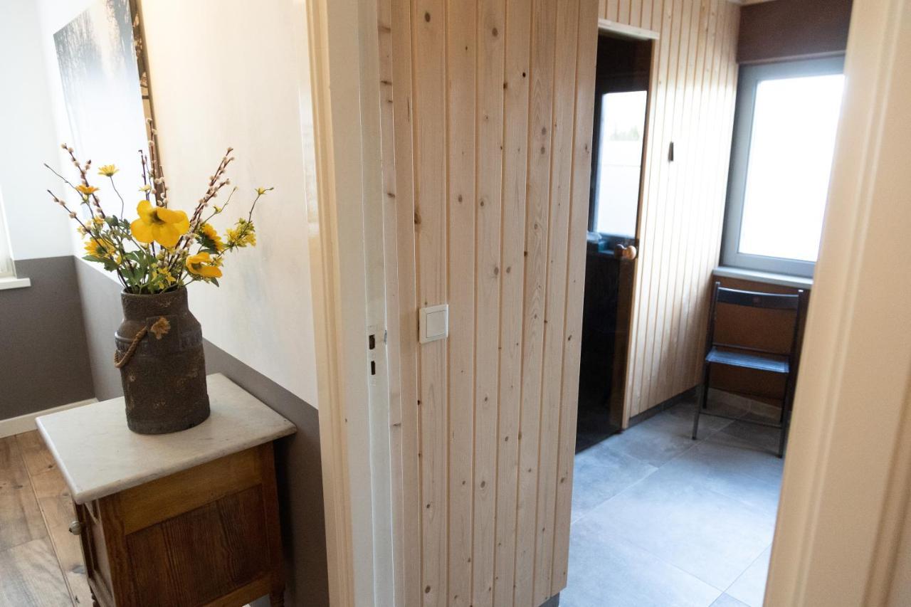 B&B Perron 22 Vierlingsbeek ภายนอก รูปภาพ